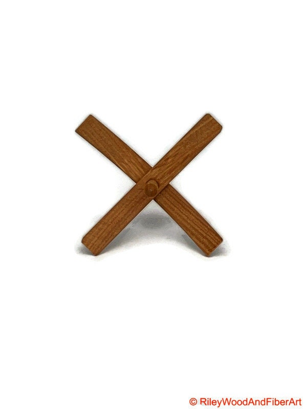 Medium Turkish Drop Spindle - Red Oak Whorl with Maple Shaft made by Riley Wood and Fiber Art