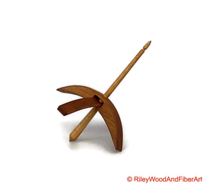 Medium Turkish Drop Spindle - Alder Whorl with Apple Shaft made by Riley Wood and Fiber Art